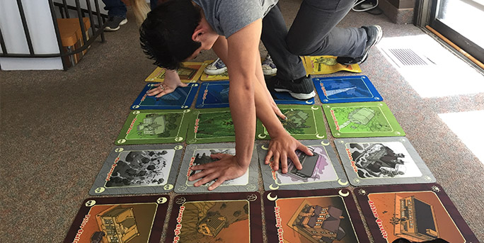 A’Writhe: A Game of Eldritch Contortions